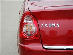 汽车之家 东风雪铁龙 爱丽舍 手动舒适型