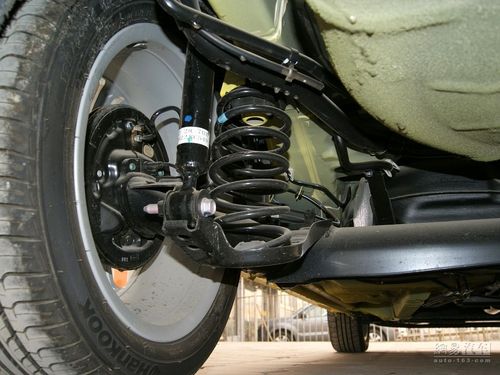 两厢1.5MT运动型
