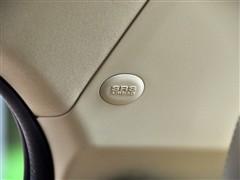 荣威 上海汽车 荣威350 2010款 350d 1.5自动讯豪版
