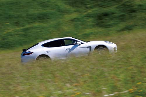 GTܳ ԱʱPanamera Turbo