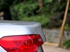  起亚(进口) 凯尊 2011款 2.4l 精英版