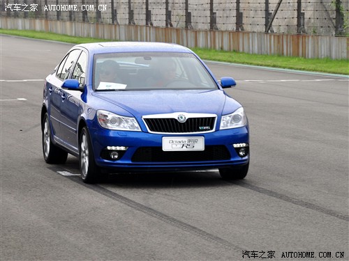 斯柯达 上海大众斯柯达 明锐 2010款 2.0t rs