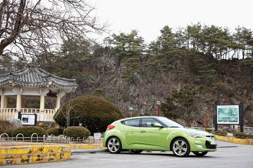 城市猎人座驾 抢先试驾现代Veloster