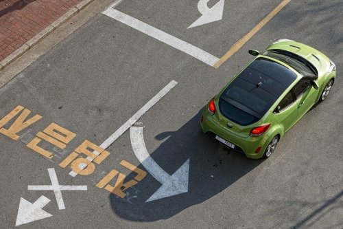 城市猎人座驾 抢先试驾现代Veloster