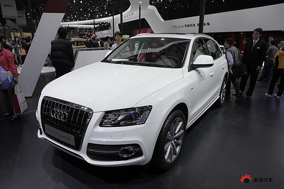 µQ5 3.2 quattro