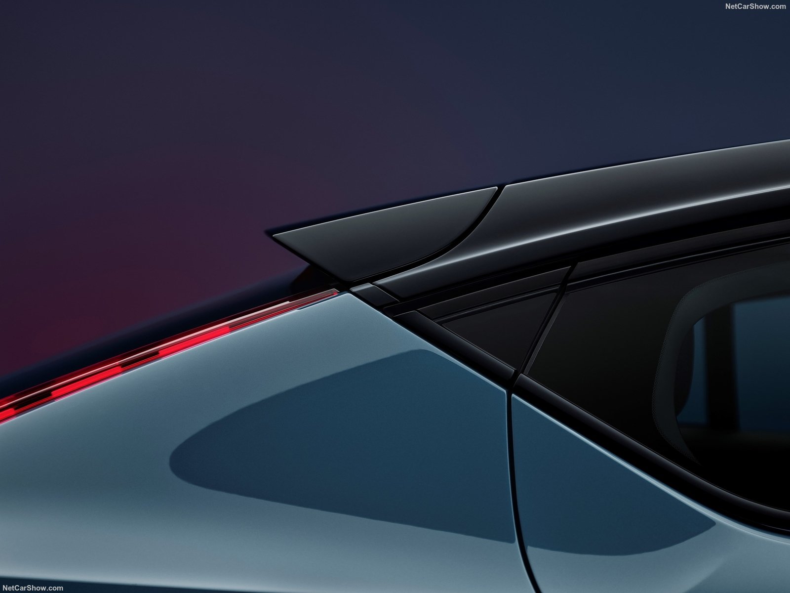 ³ͼͣC40 ֶ׿ﱳSUV