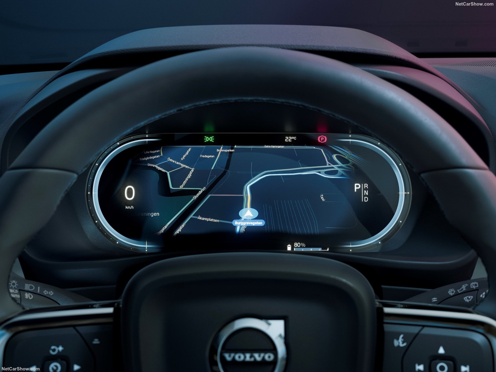 ³ͼͣC40 ֶ׿ﱳSUV