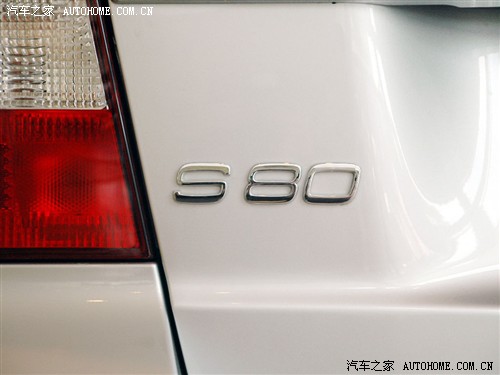 ֮ ֶ s80 4.4 v8 awd